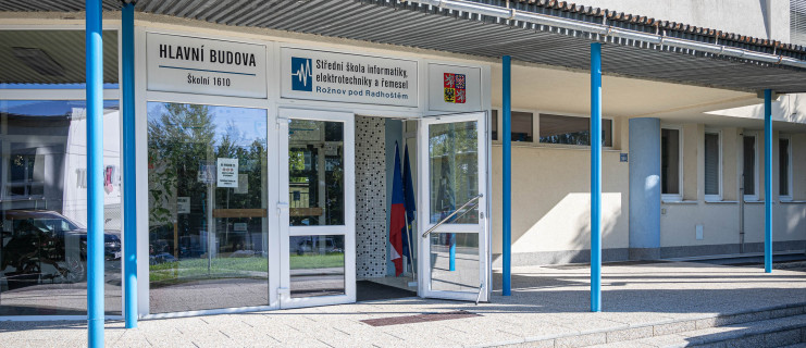 Výhrůžné zprávy zaslané e-mailem