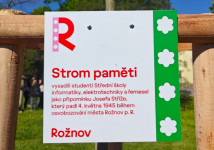 Obrázek k aktualitě 80. VÝROČÍ OSVOBOZENÍ ROŽNOVA – VÝSADBA STROMŮ PAMĚTI