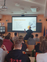 Fotogalerie Kariérové poradenství – možnosti pomaturitního studia na UTB ve Zlíně, na VUT a UO v Brně, foto č. 4