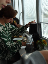 Fotogalerie Oficiální otevření relaxačních prostor pro žáky v 1. patře SŠIEŘ, foto č. 18